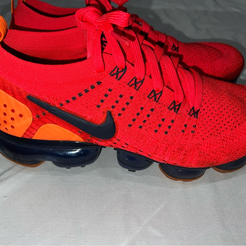 NIKE AIR VAPORMAX FLYKNIT